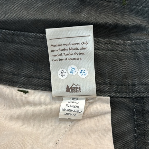 EUC REI Trailsmith overalls size 2 pirate black (worn once!) - Picture 6 of 9